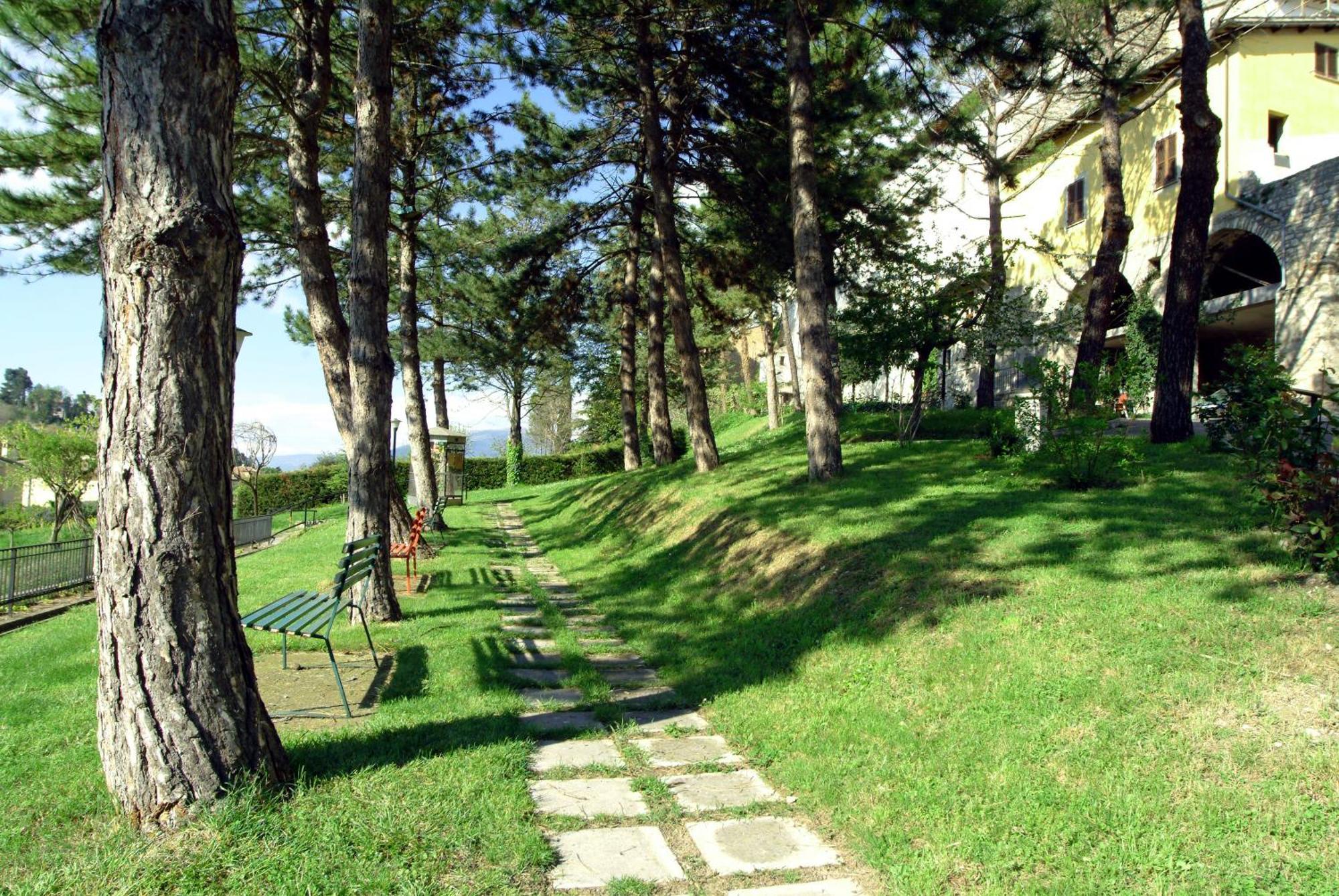 Casa Religiosa Di Ospitalita Nazareno Hotel Spoleto Buitenkant foto