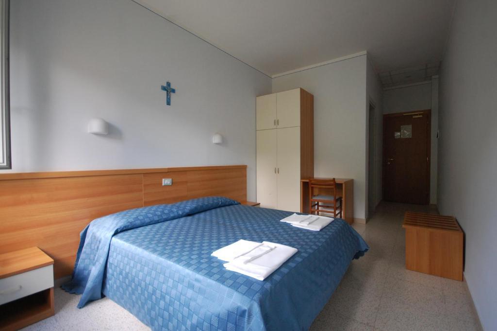 Casa Religiosa Di Ospitalita Nazareno Hotel Spoleto Kamer foto